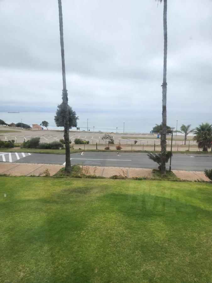 Appartement 13 At Santos à Mossel Bay Extérieur photo